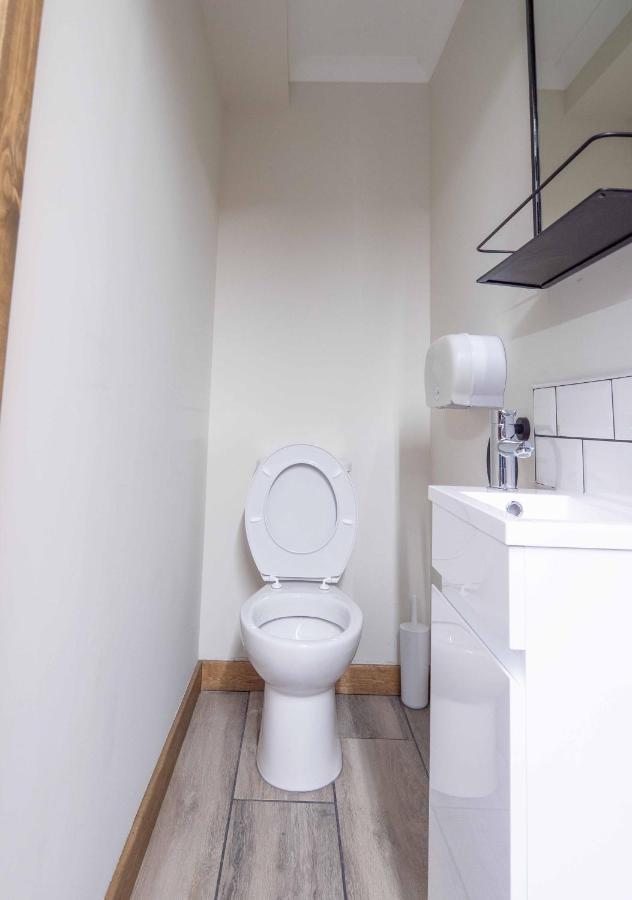 Ben Nevis Inn Rooms Fort William Bagian luar foto