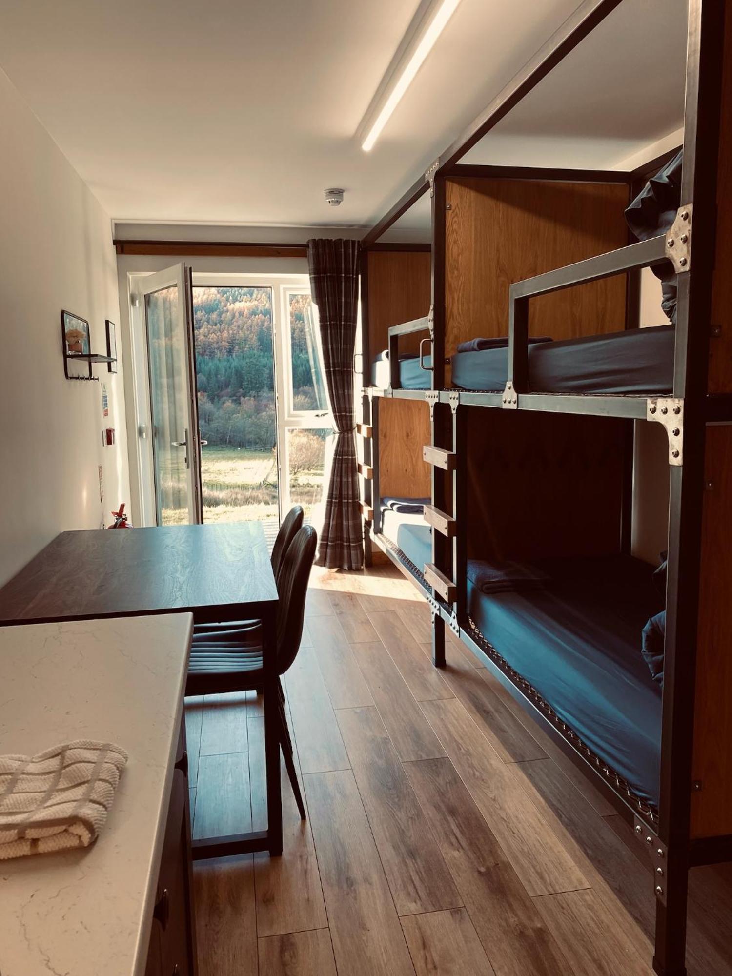 Ben Nevis Inn Rooms Fort William Bagian luar foto
