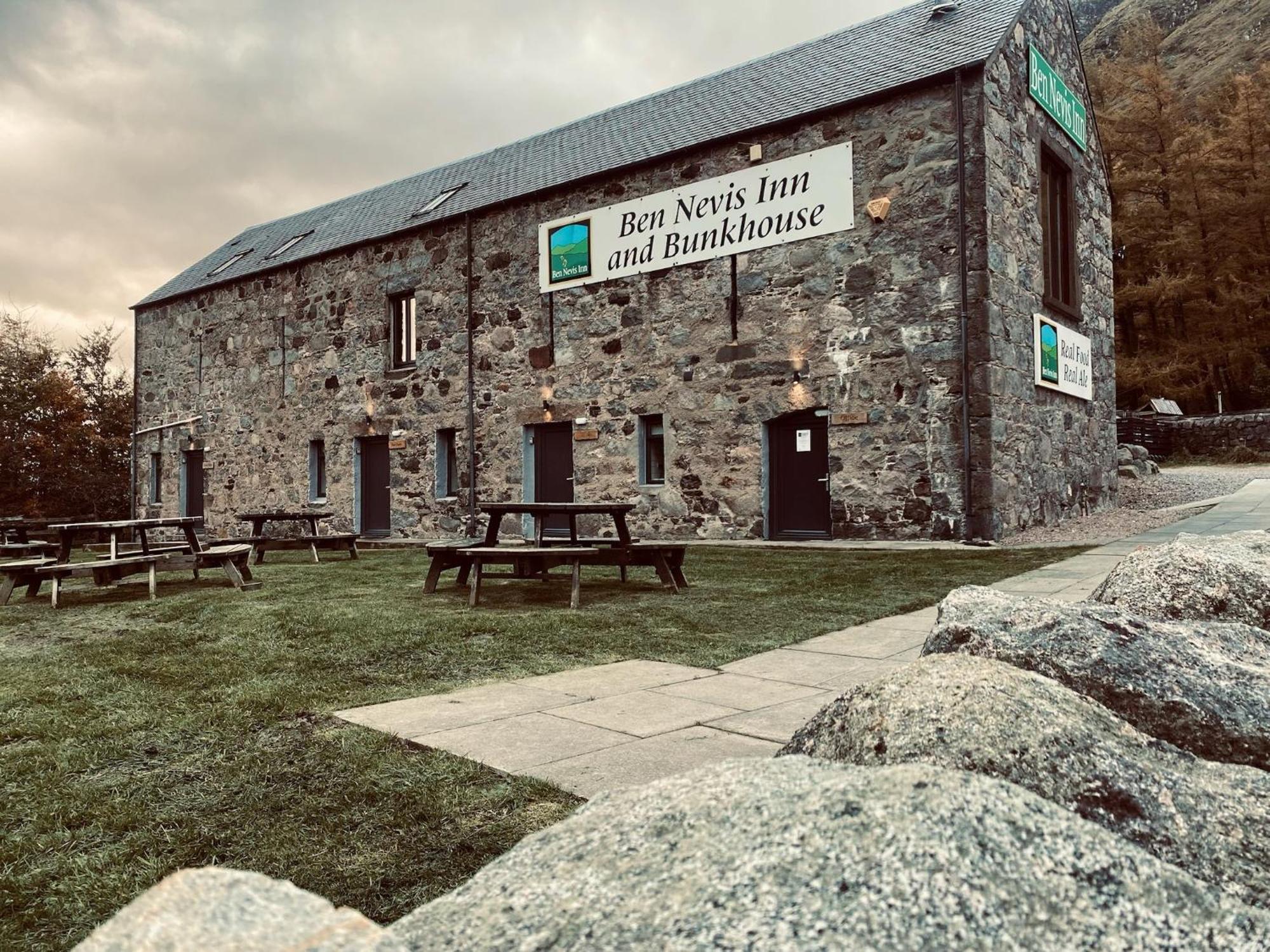 Ben Nevis Inn Rooms Fort William Bagian luar foto