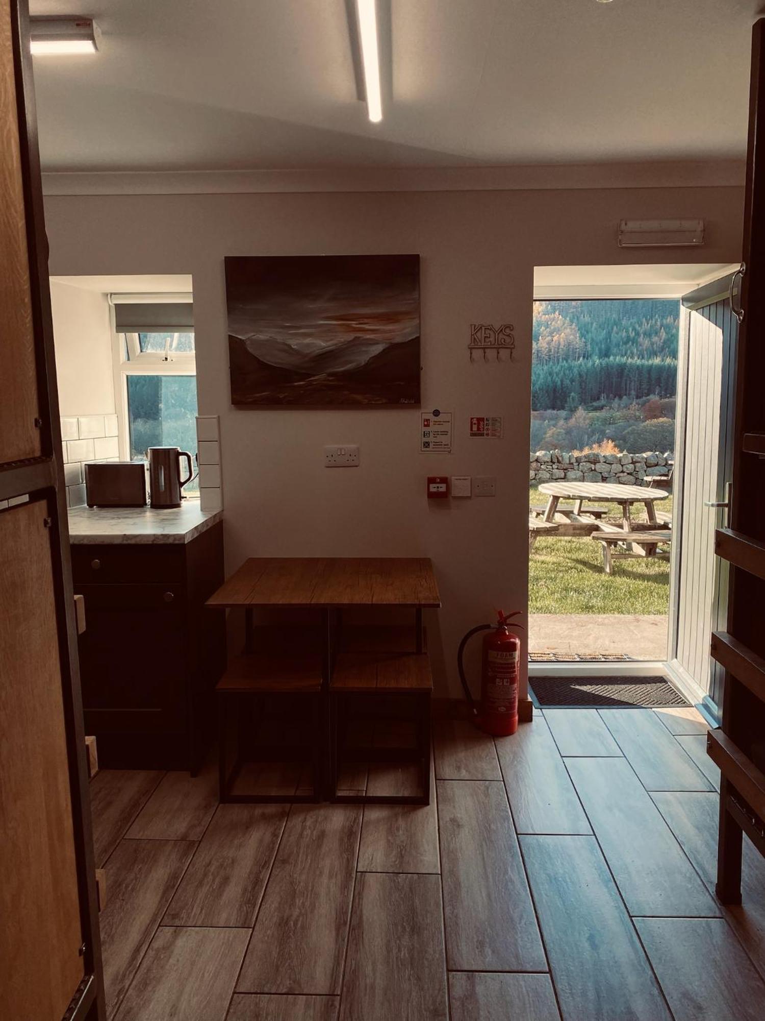 Ben Nevis Inn Rooms Fort William Bagian luar foto